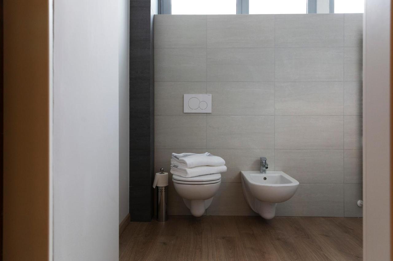 Milan Design Flats Apartment ภายนอก รูปภาพ