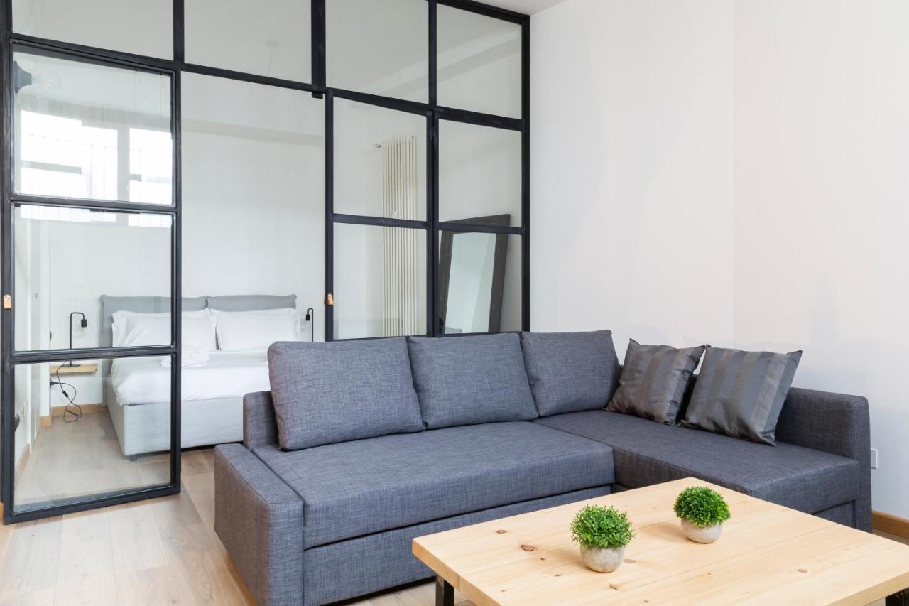 Milan Design Flats Apartment ภายนอก รูปภาพ